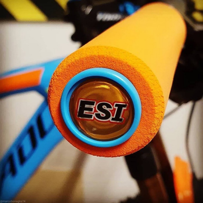 Грипсы ESI Extra Chunky Orange (оранжевые)