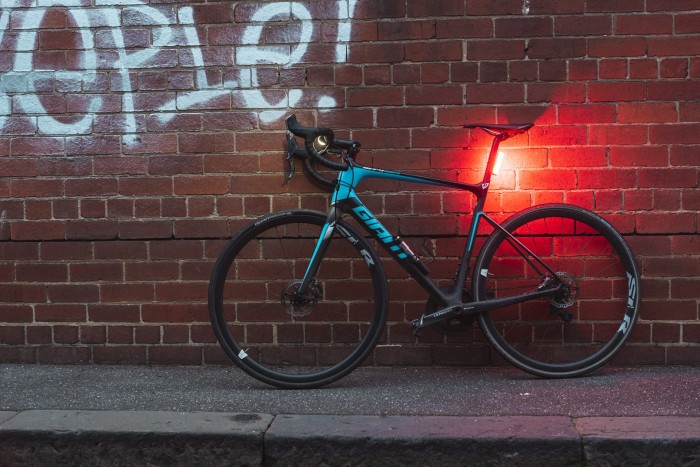 Комплект мигалок передня + задня Knog Mid Cobber Twinpack 320/170 Lumens
