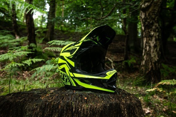 Велосипедный шлем D4 POLYACRYLITE HELMET; QUALIFER [BLUE/WHITE] L