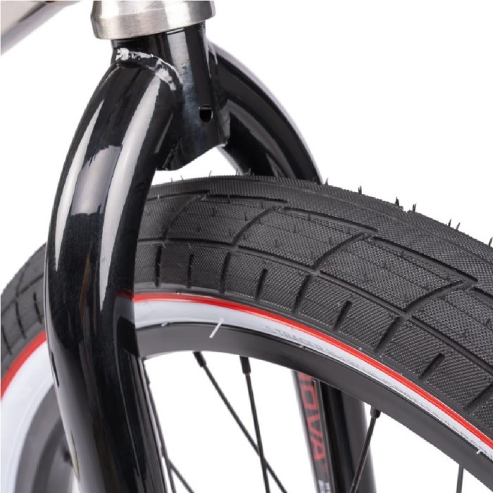 Велосипед WeThePeople NOVA Complete Bike glossy raw TT20.5