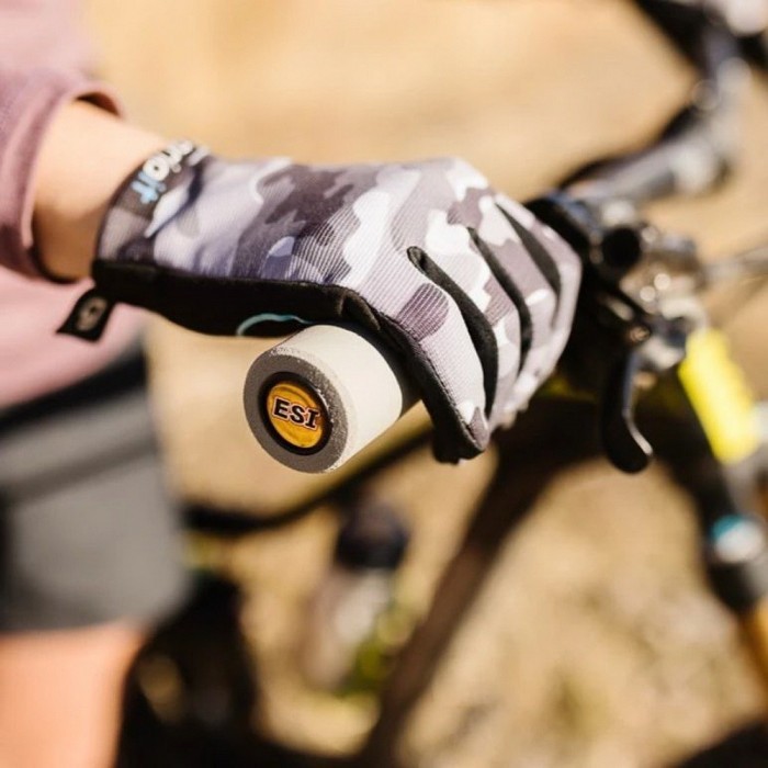 Грипсы ESI Extra Chunky Red (красные)