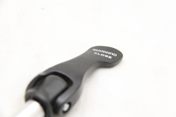 Вісь задньої втулки Shimano SM-AX56-А E-THRU