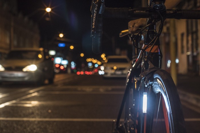 Комплект мигалок передня + задня Knog Plus Twinpack 40/20 Lumens Black