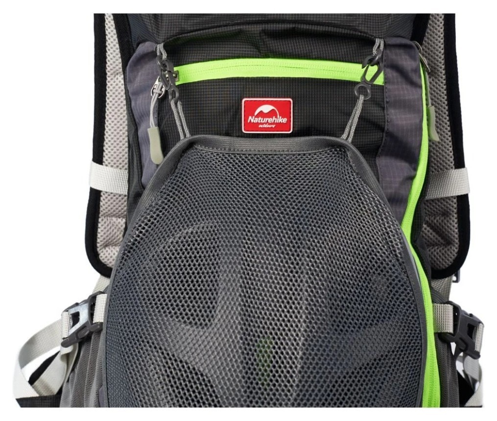 Велорюкзак з чохлом для шолома Naturehike 15 л sky blue NH15C001-B, блакитний