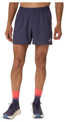 Платья, юбки, бриджи, шорты Asics ( 2011D247 ) ROAD 5IN SHORT 2025