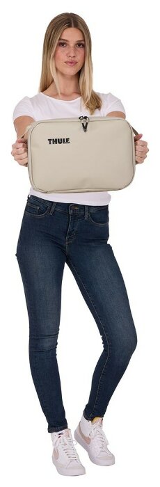 Органайзер для одежды Thule Chasm Gear Cube Medium (Soft Sand) 3205218 (TH 3205218)