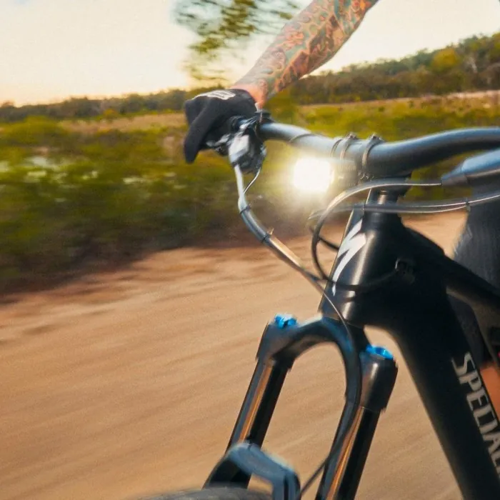 Фара Knog Blinder E 1800
