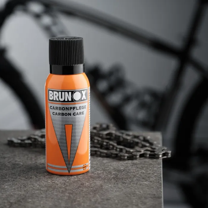 Догляд та захист карбонових деталей Brunox Carbon Care 120ml